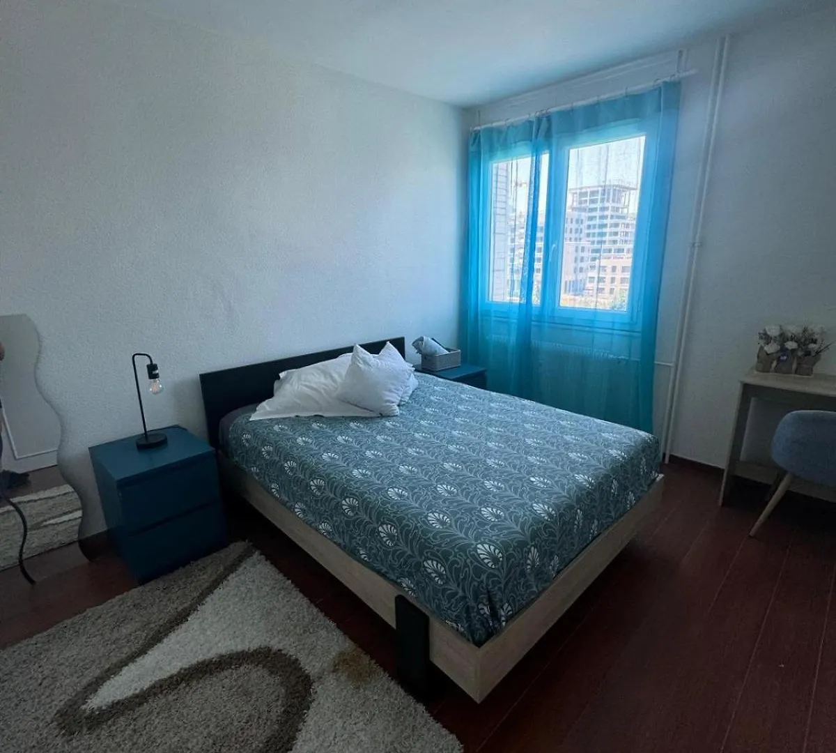 Chambre Bleu Ambilly