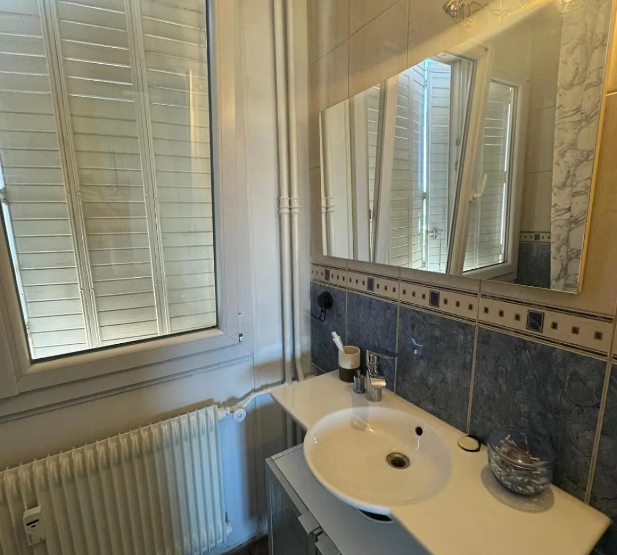 Chambre Bleu Ambilly 0*,